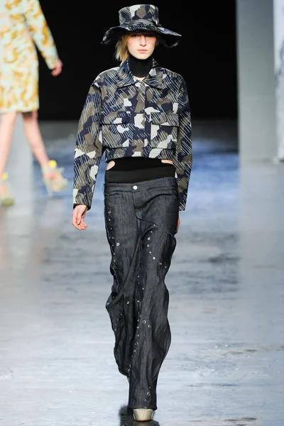 Look 21